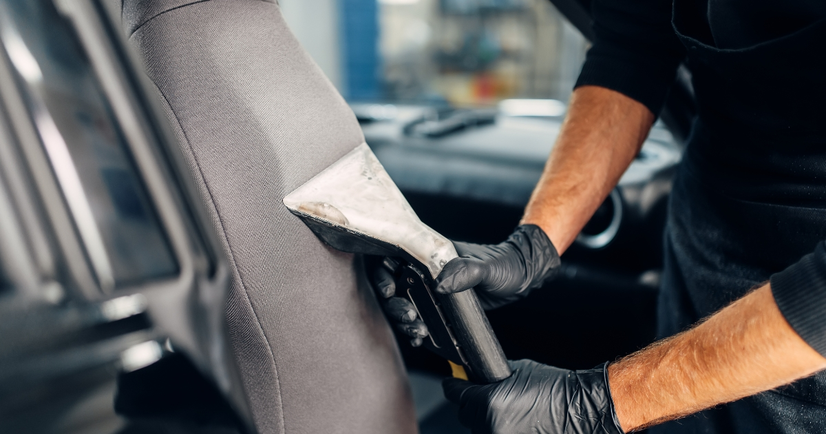 Comment nettoyer les sièges de voiture ?